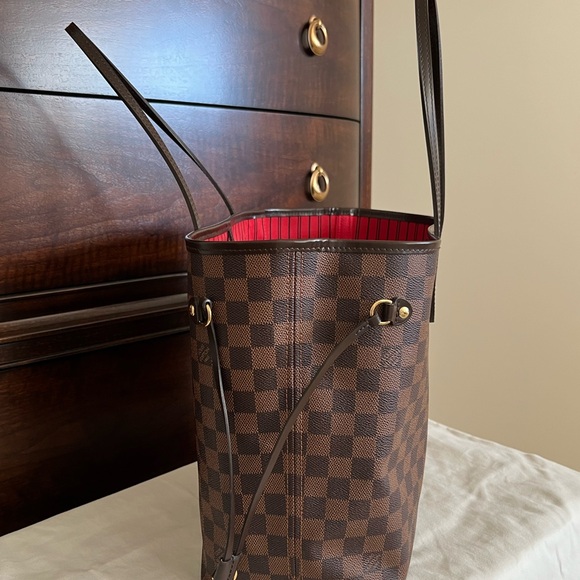 Louis Vuitton Damier Neverfull MM - Picture 4 of 11